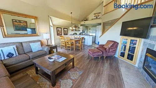 River Ridge 423AB - Image 1