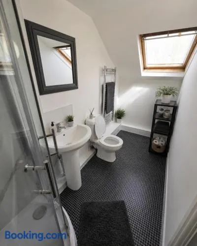 Northenden Stayzzz - Image 1