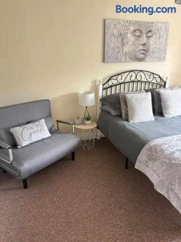 Flat 4 Cleethorpes apts - Image 1