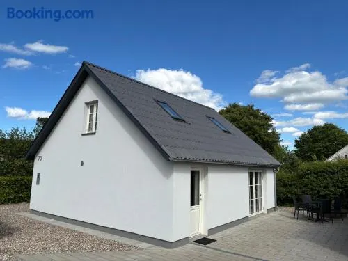 House overlooking the countryside and close to the city - Image 1