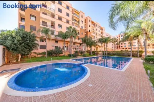 Appartement moderne avec piscine et parking securise - Image 1