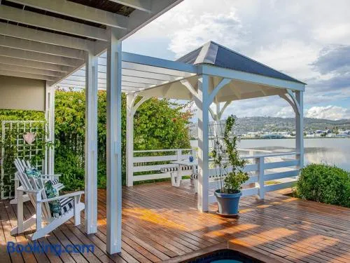 Thesen Tides House - Image 1