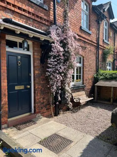Central Knutsford - Image 1