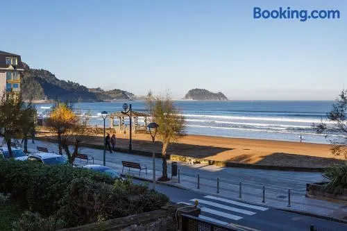 Pensión Zarauz Playa - Image 1