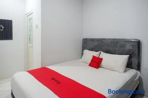 RedDoorz At Jalan Raya Baturaden - Image 1