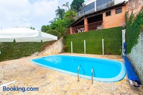 Apartamento 127m2 um por andar em bairro nobre - Image 1