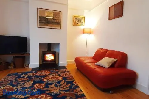 Stylish Victorian House - Image 1