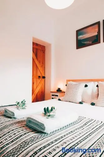 Um Lugar ao Sol Beach House Azenhas do Mar - Image 1