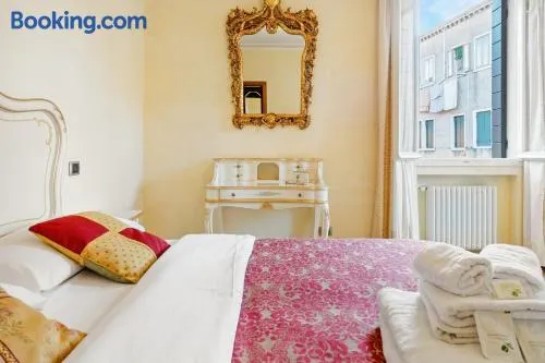 Inn Venice - Image 1