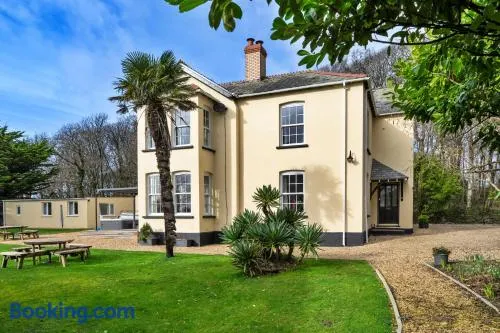 Finest Retreats - St Davids Country House - Image 1