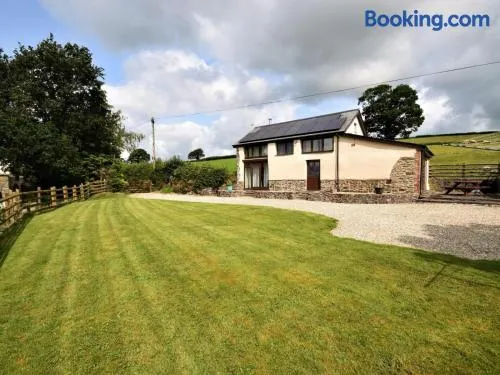 2 Bed in South Molton oc-88992 - Image 1