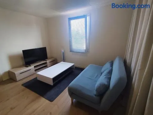 Max-El's Home - Image 1