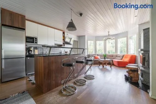 Karkutahko Villas 2 - Comfy 3BR Villa in Tahko with Private Sauna - Image 1