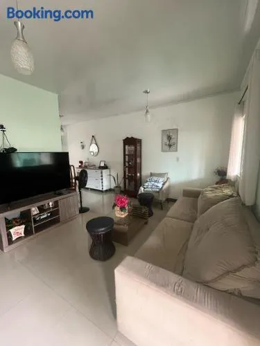 CASA PARA COP 30 COM MOTORISTA e DIARISTA - Image 1