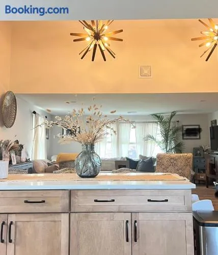 Modern Family Home in Middletown, RI- just 4 mi to Newport! - Image 1