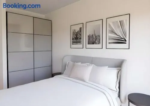 Madrid Suites Moncloa-Aravaca, SOLO CHECK IN ON LINE - PARKING GRATUITO - Image 1