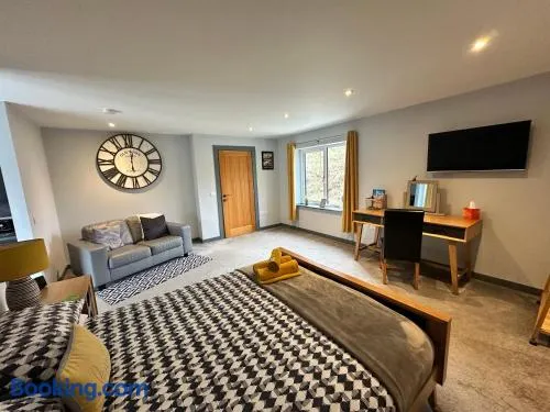Riverside Apartments - Image 1