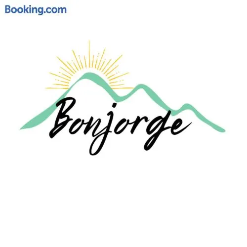 Bonjorge Siquijor Hostel- Bagsa Branch - Image 1