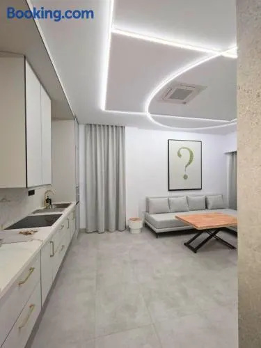 Lux Apartamento - Image 1