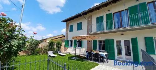 Le Aromatiche, appartamento in cascina con giardino - Image 1