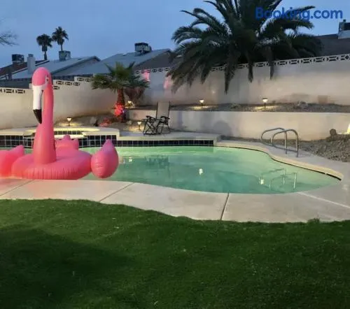 Desert Oasis 4 Bedroom Hot Tub Pool Table Pool - Image 1