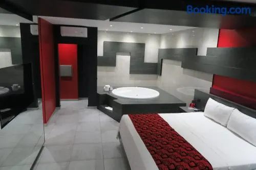 Motel Boutique Xpress - Image 1