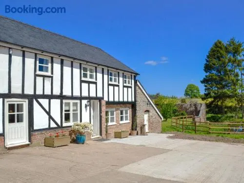 The Hop Cottage - Image 1