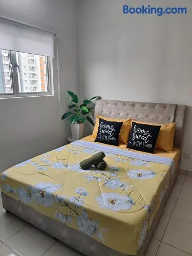 Frangipani Sky Lounge, Alanis Residence-studio near KUL Airport - Image 1