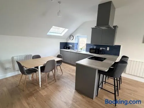2 Bed Apartment with Harbour Views Apt 3 - Image 1