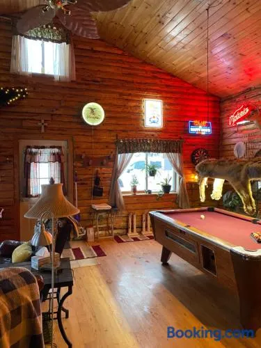 Emerson Cozy Cabin - Image 1