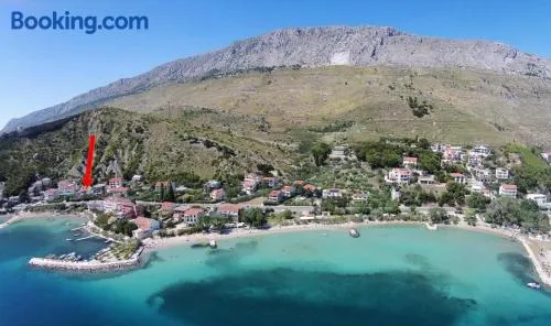 Apartment Sanja- 25m from sandy beach - Image 1