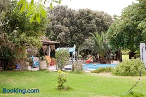 Relax house with swimming pool and a big garden - Image 1