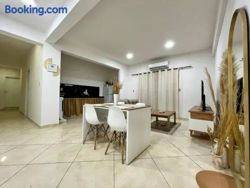 Apartamento cerca del Aeropuerto - Image 1