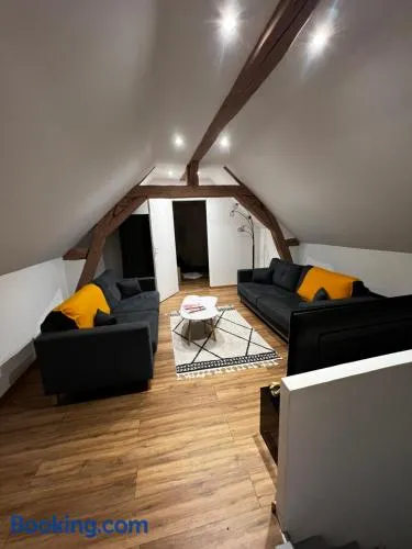 Cozy loft between zoo and castles - Image 1