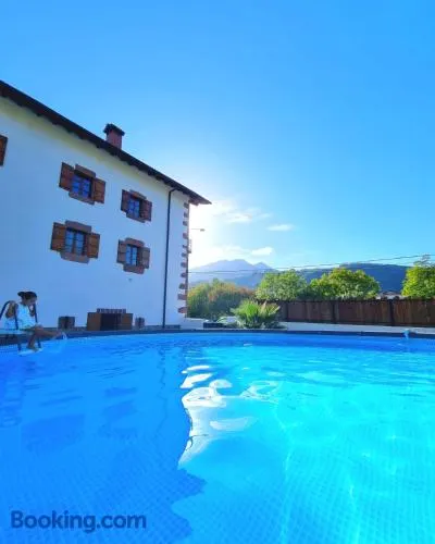 Casa Rural Betraunea - Image 1