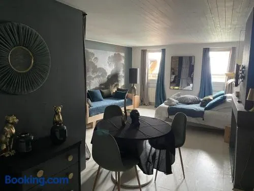 "Un Lieu Unique" le Cozy - Image 1