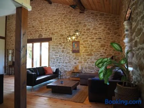 Gîte de charme au cœur de la nature avec piscine - Image 1