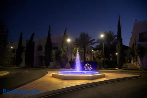 بيوت عطلات التلال الفاخرة للايؤاء السياحي altelal alfakhra holiday homes تصنيف مرافق الايواء السياحي اقتصادي - Image 1