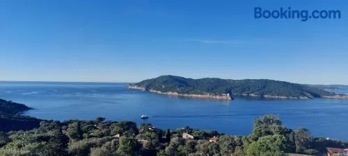 CAP AZUR ILE du LEVANT - Image 1