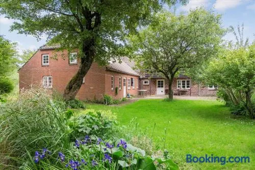 Historical Bullfinch Cottage - Amazing Day Trips! - Image 1