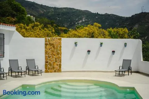 Finca Tres Aguas, Casa Rural con Piscina Privada - Image 1
