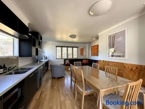 Cape Cod Chalet, alpine-getaways - Image 1
