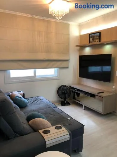 APTO PRIME 2 DORM COM GARAGEM À 2,9km DA FENAC - Image 1