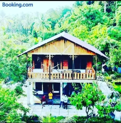 Air Manis Secret Surfcamp - Image 1