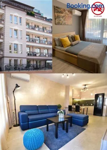 Kapana Luxury City Center Apartments with Garage - Image 1