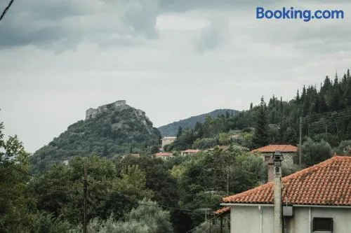 Acropolis Mystra Guesthouse - Image 1