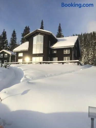 Villa Edvinsväg 8 - Image 1