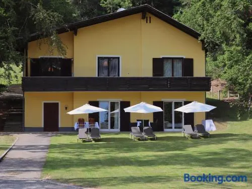Haus im Park - Image 1