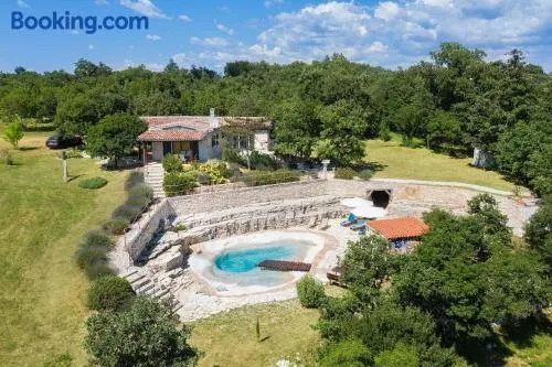 Villa Eternelle - Image 1