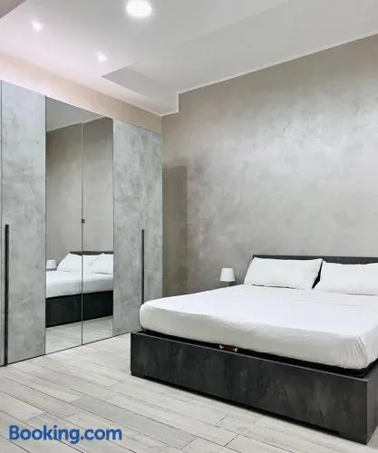 Lady Luxury Apartment - Image 1